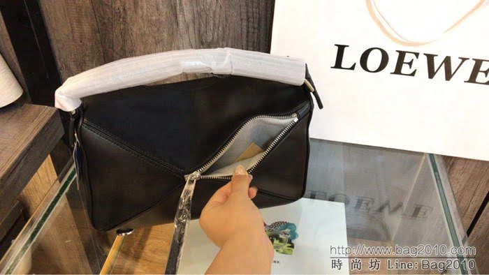 LOEWE羅意威 原單品質 特殊管道貨源 Puzzle手袋 對版顏色拼接 可單肩斜挎  jdl1228